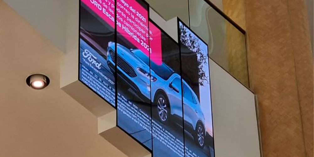 Señalización Digital Inteligente (Inteligencia artificial)
Plataforma de administración de contenidos, dispositivos y actualizaciones desde un solo punto, con reportes y monitoreo en tiempo real. Administración remota de campañas visuales adaptadas por horario, ubicación o tipo de público.